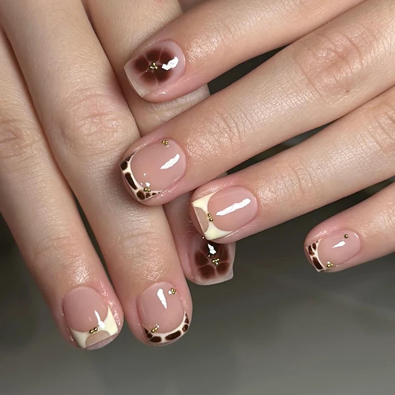 Elegant Heart-Designed Press-On Nail Tips Stornfield