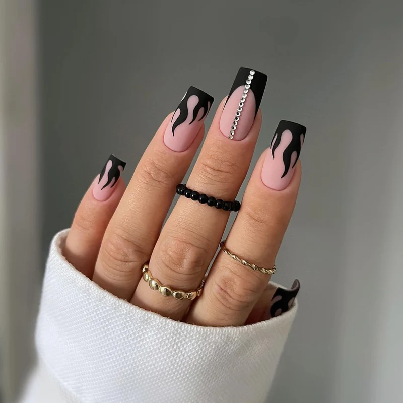 Elegant Heart-Designed Press-On Nail Tips Stornfield