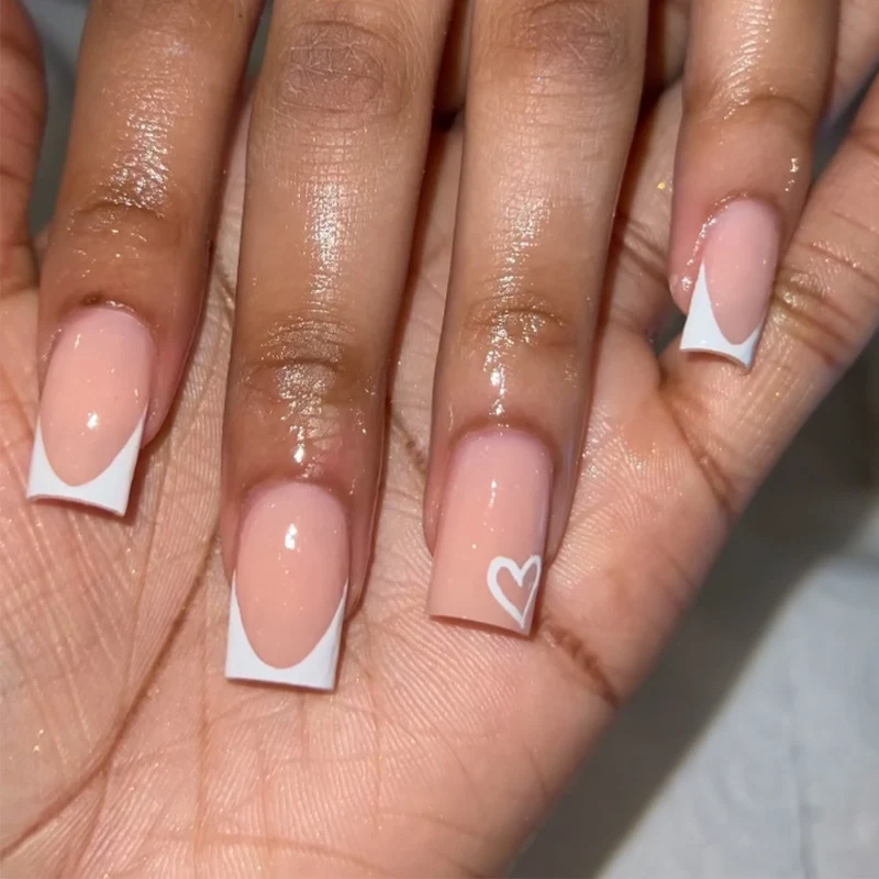 Elegant Heart-Designed Press-On Nail Tips Stornfield