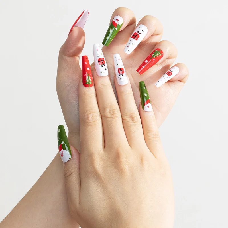 Festive Themed Press-On Nails Stornfield