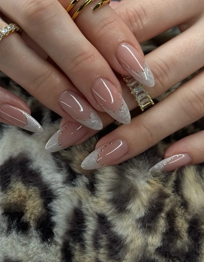 Elegant Stiletto Press-On Nails with Gold Accents Stornfield