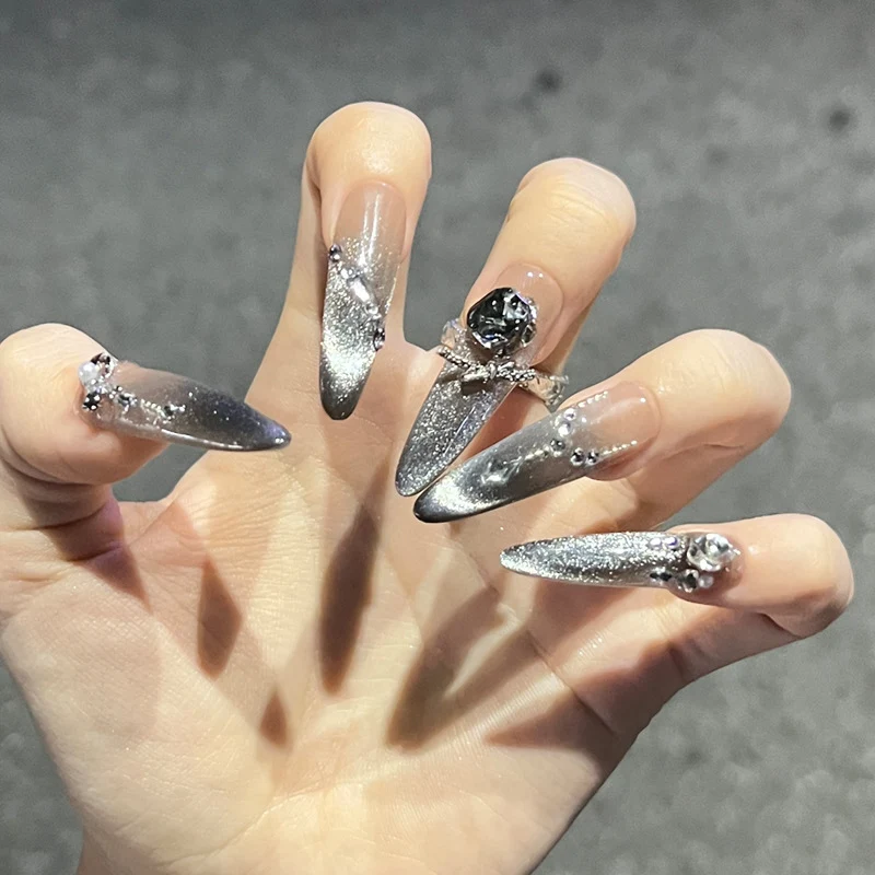 Elegant Stiletto Press-On Nail Set with Rhinesone Accents Stornfield