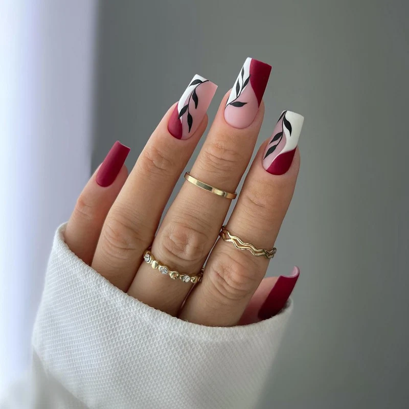 Elegant Stiletto Press-On Nail Art with Rhinestone Accents Stornfield