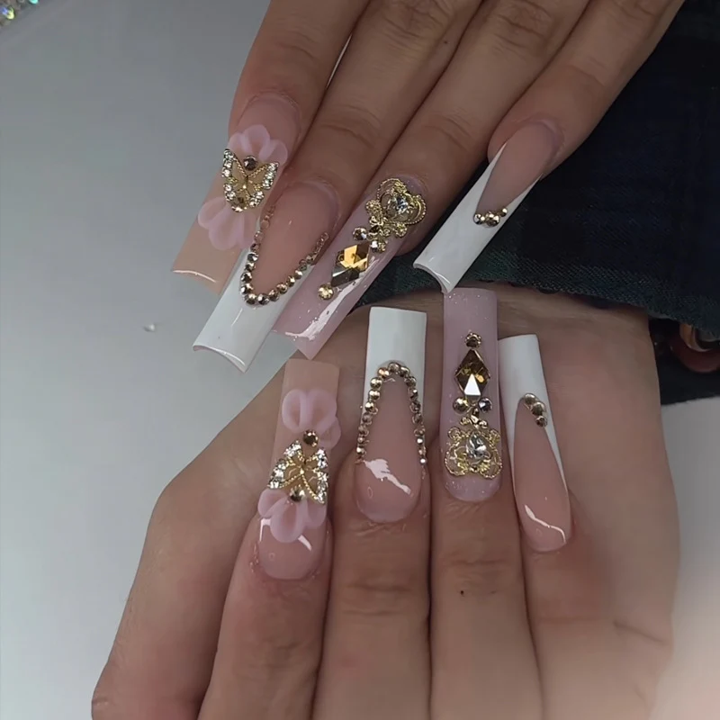 Elegant Stiletto Press-On Nail Art with Rhinestone Accents Stornfield