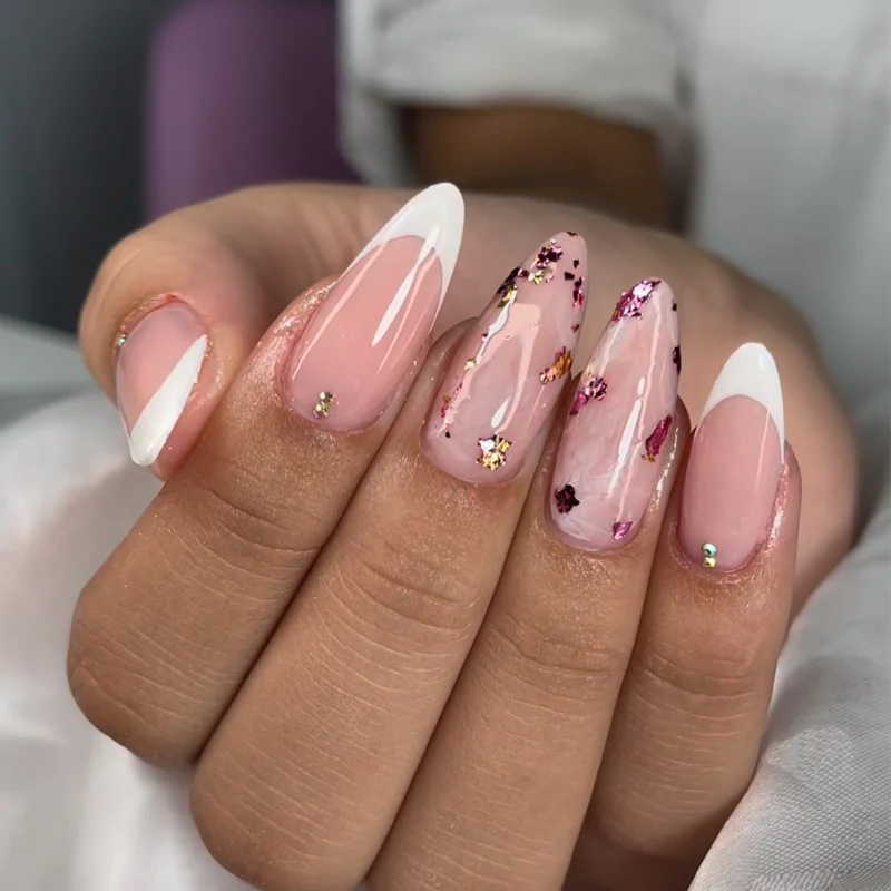 Elegant Stiletto Press-On Nail Art with Rhinestone Accents Stornfield