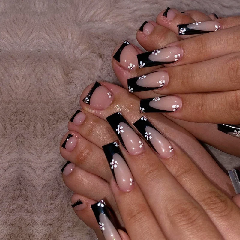 Elegant Stiletto Press-On Nail Art with Rhinestone Accents Stornfield