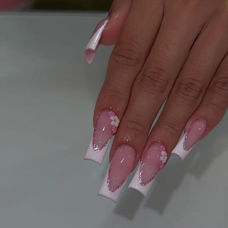Elegant Stiletto Press-On Nail Art with Rhinestone Accents Stornfield