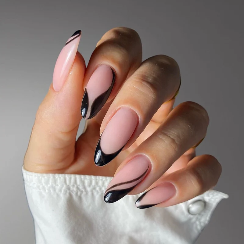 Elegant Stiletto Press-On Nail Art with Rhinestone Accents Stornfield