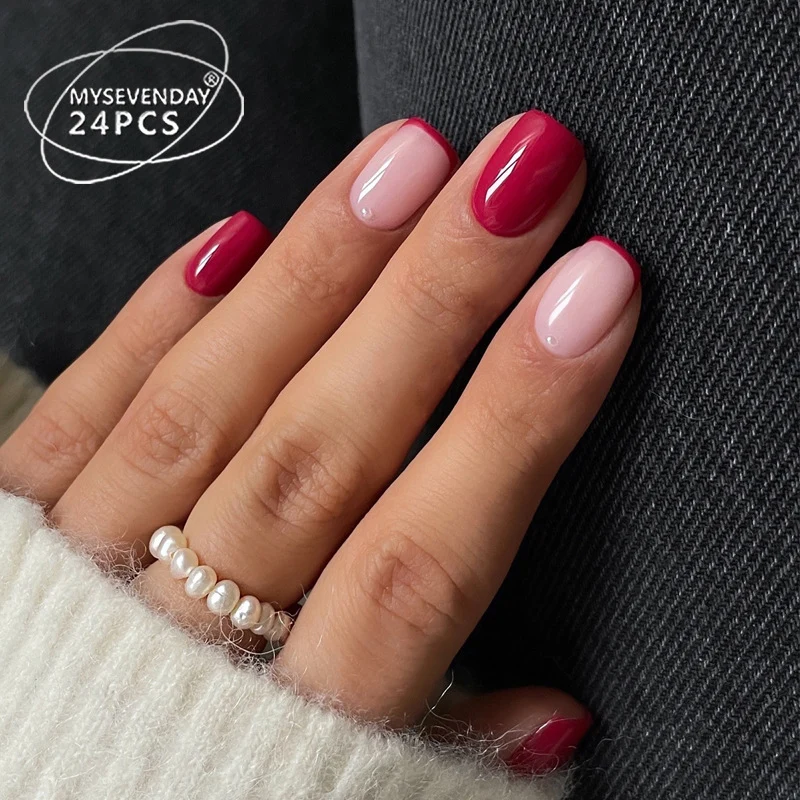 Elegant Press-On Nail Tips with French Tip Design Stornfield