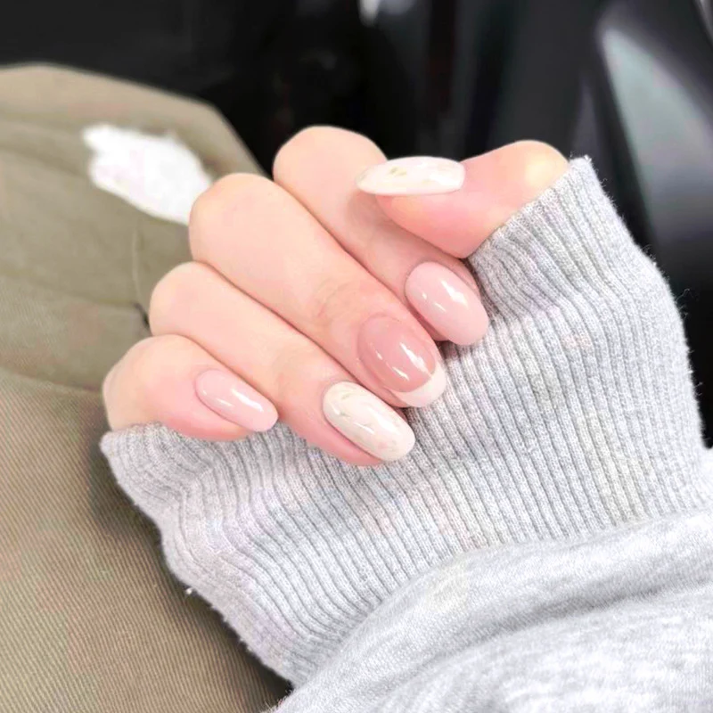 Premium Manicure Press-On Nail Set Stornfield