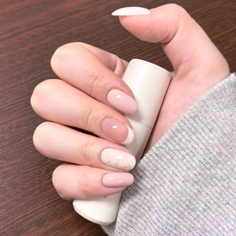 Premium Manicure Press-On Nail Set Stornfield