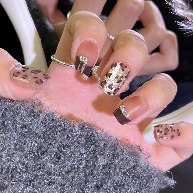 Premium Glossy Nail Art Set Stornfield