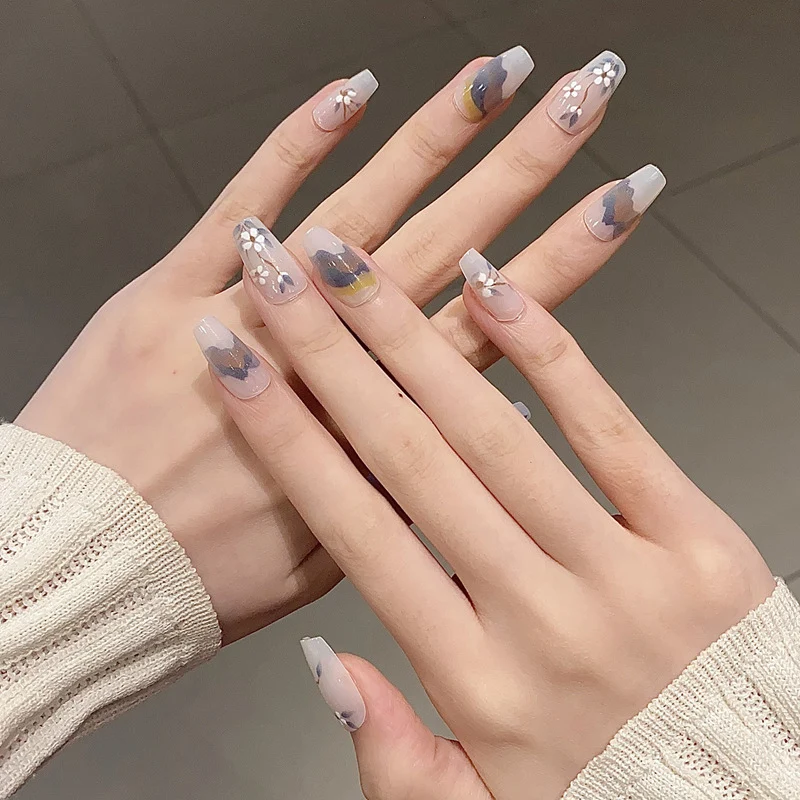 Premium Floral Design Press-On Nails Stornfield
