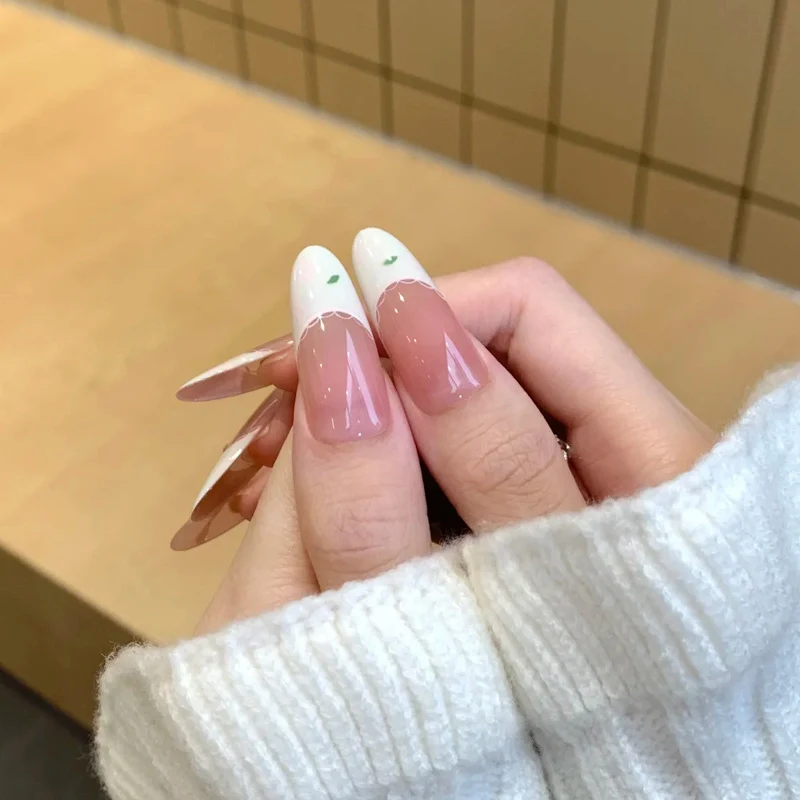 Premium Floral-Design Press-On Nails Stornfield