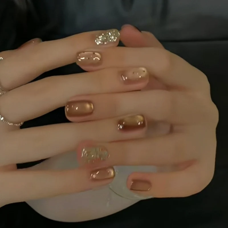 Premium Decorative Press-On Nail Set with Gold Accents Stornfield