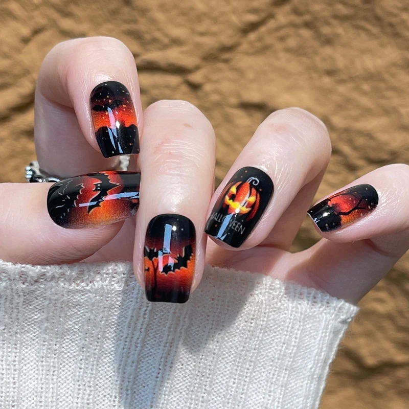 Halloween-Themed Press-On Nail Art Set Stornfield