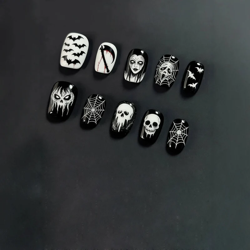 Halloween-Themed Nail Art Press-On Set Stornfield