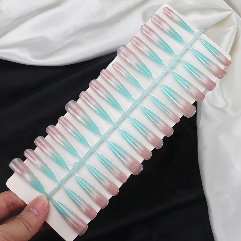 Gradient Press-On Nails Stornfield