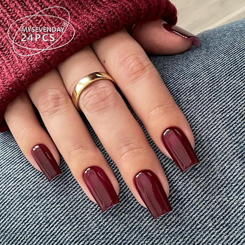 Glossy Square Tip Press-On Nails Stornfield