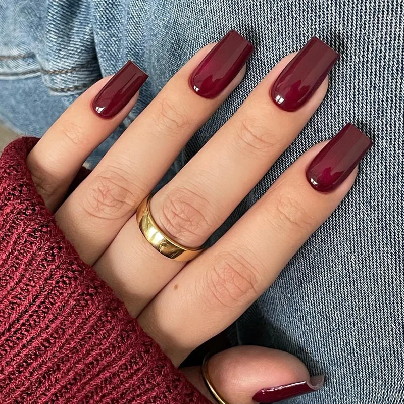 Glossy Square Tip Press-On Nails Stornfield