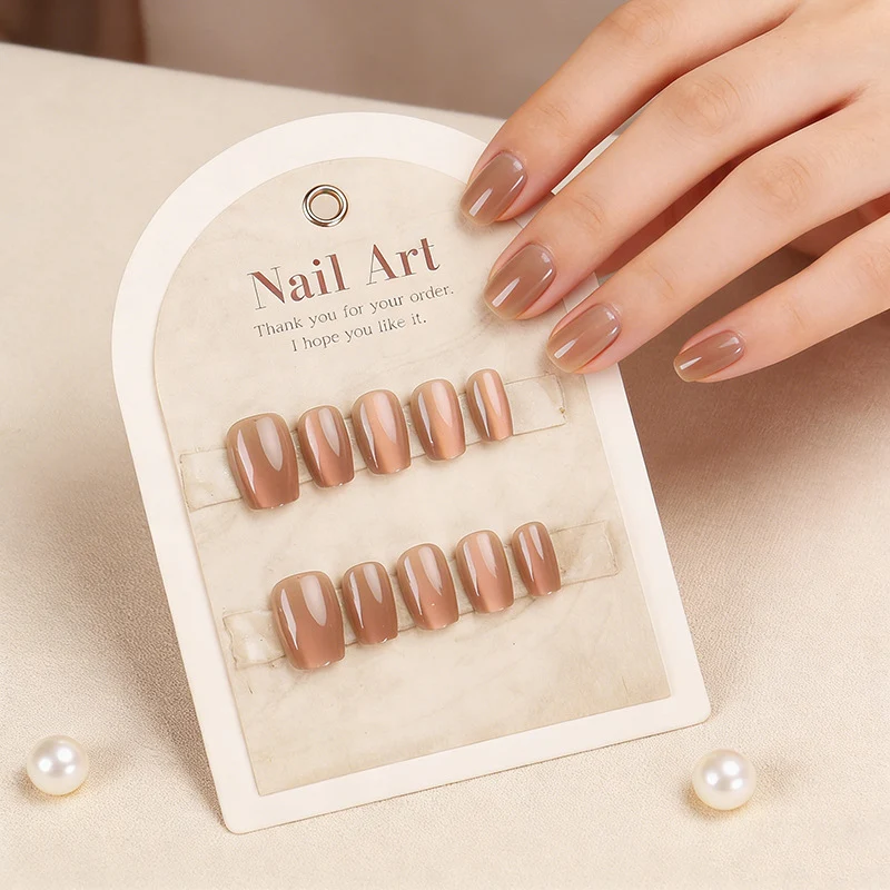 Glossy Press-On Nail Set Stornfield