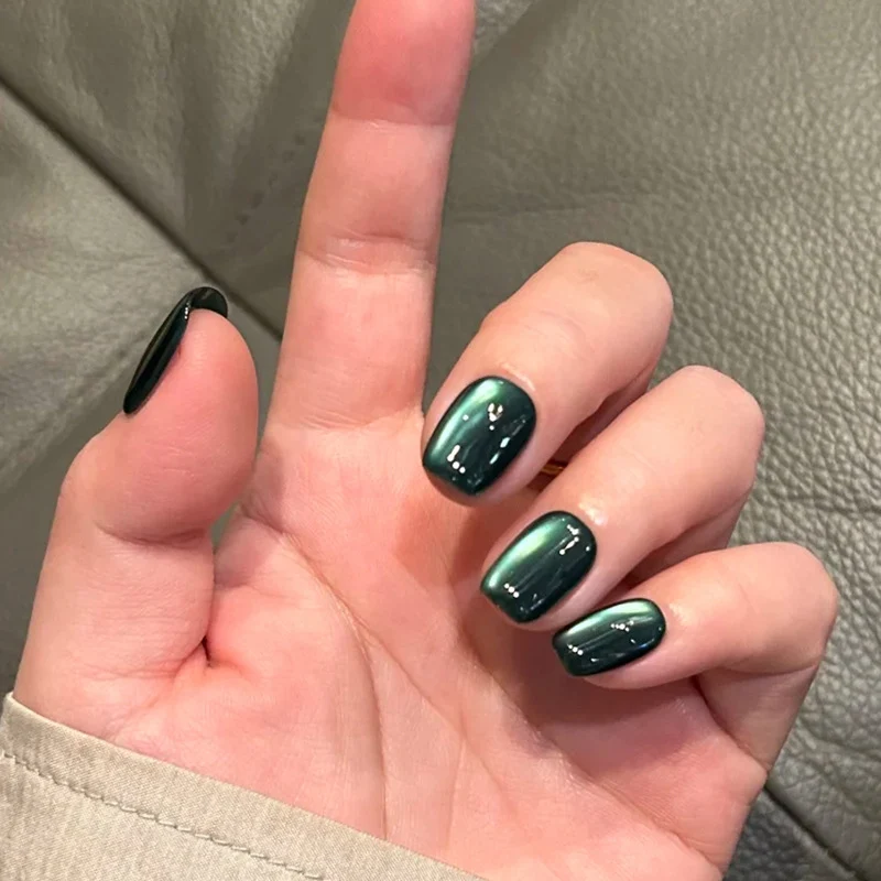 Glossy Ombre Nail Art Stornfield