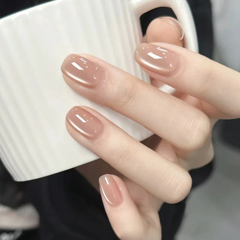 Glossy Nail Set Stornfield