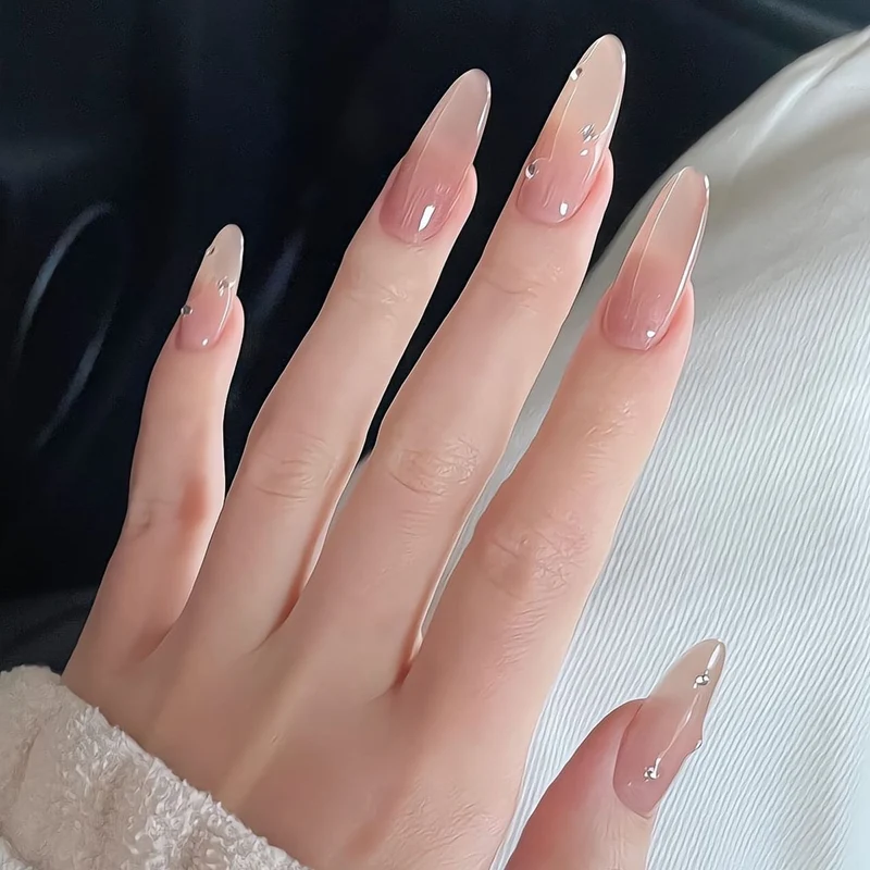 Glossy Nail Set Stornfield