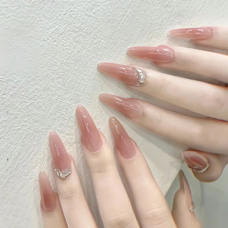 Glossy Nail Set Stornfield