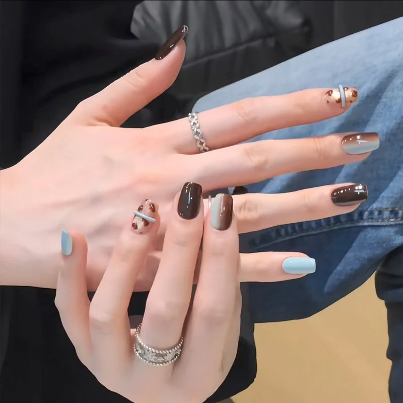 Glossy Nail Set Stornfield