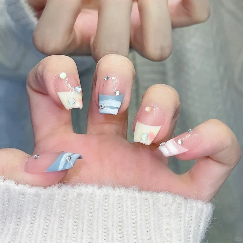 Glossy Nail Set Stornfield