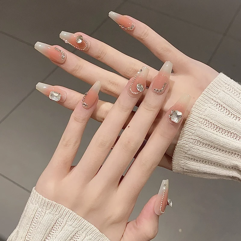 Glossy Nail Set Stornfield