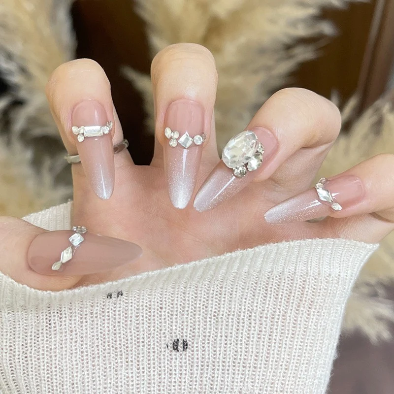 Glossy Nail Set Stornfield