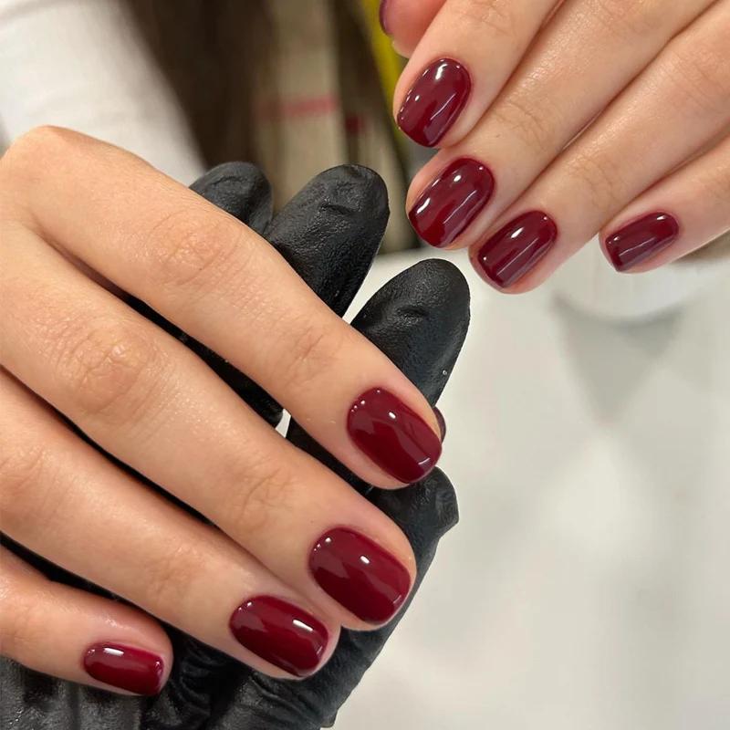 Ombre Press-On Nails with Glossy Finish Stornfield
