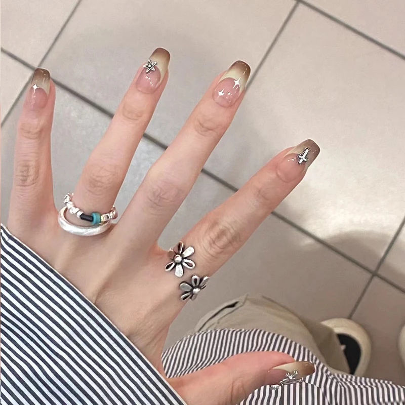 Ombre Press-On Nails with Glossy Finish Stornfield