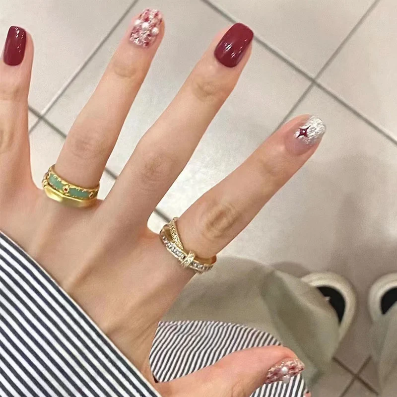 Ombre Press-On Nails with Glossy Finish Stornfield