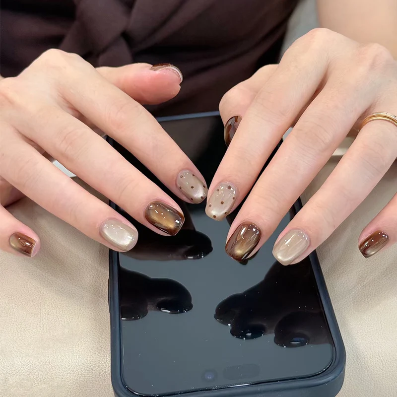 Ombre Gradient Press-On Nails with Elegant Accents Stornfield