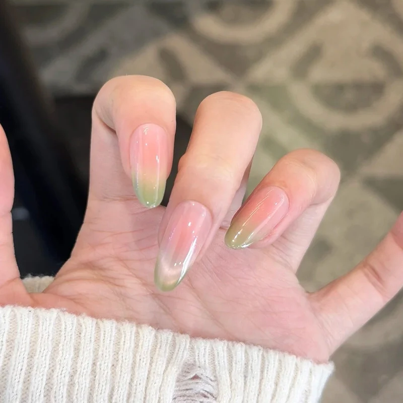 Ombre Almond-Shaped Press-On Nails Stornfield