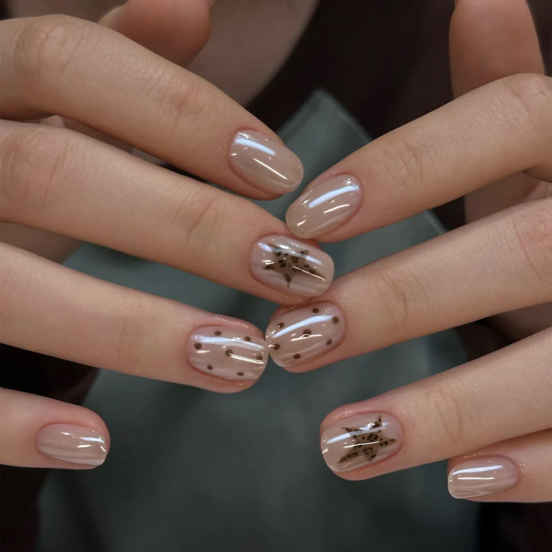 Artistic Nail Art with Modern Pattern Stornfield