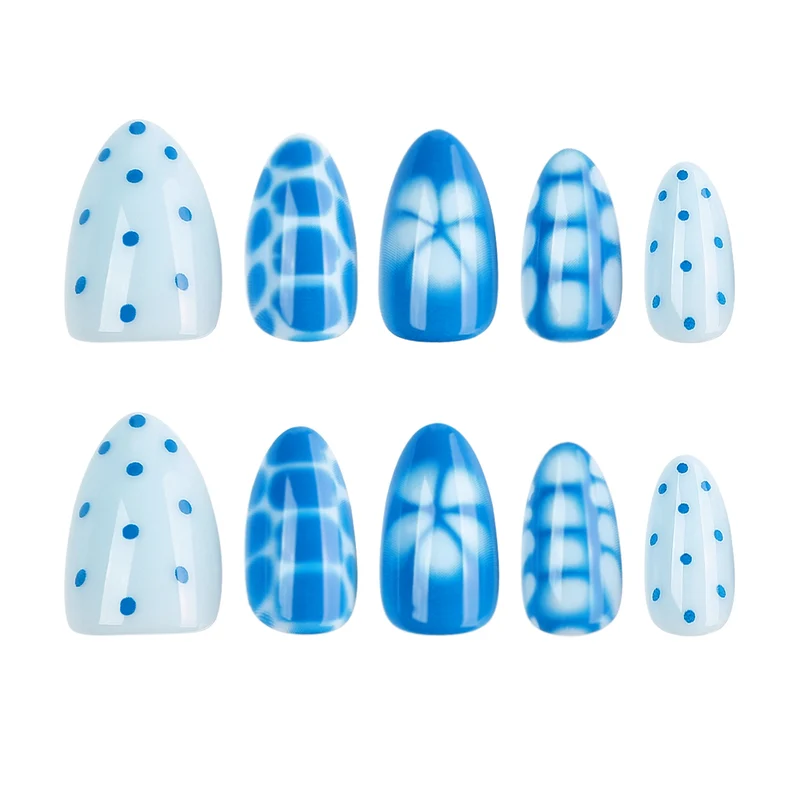 Artful Nail Art with Modern Design Stornfield