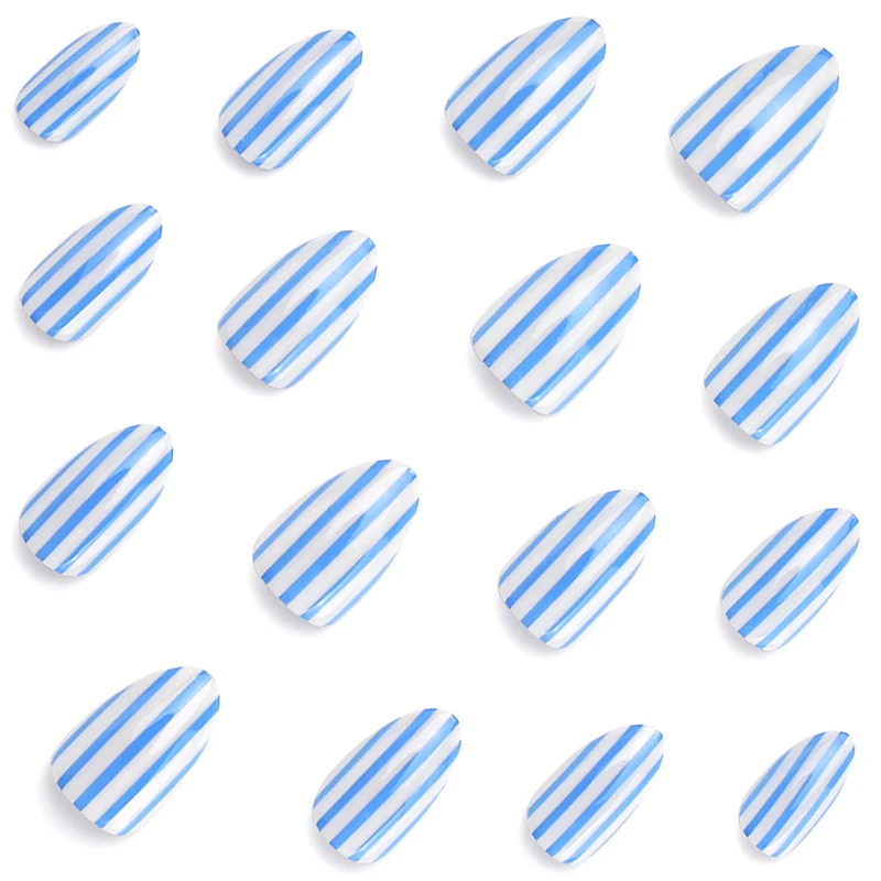 Artful nail art with maritime striped pattern Stornfield