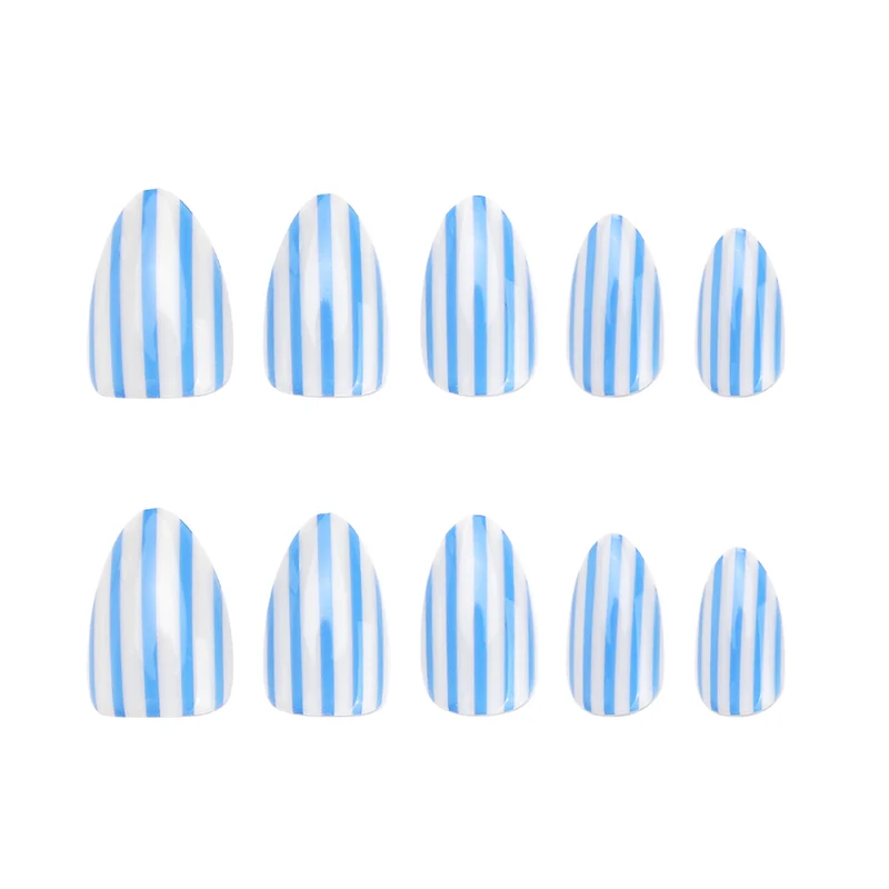 Artful nail art with maritime striped pattern Stornfield