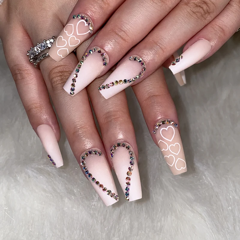 Artful Nail Art with Love Motifs Stornfield