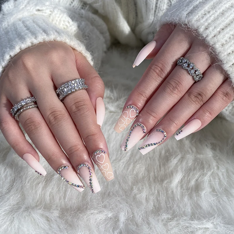 Artful Nail Art with Love Motifs Stornfield