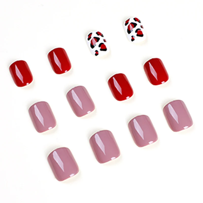 Artful Nail Art with Leopard Patterns Stornfield