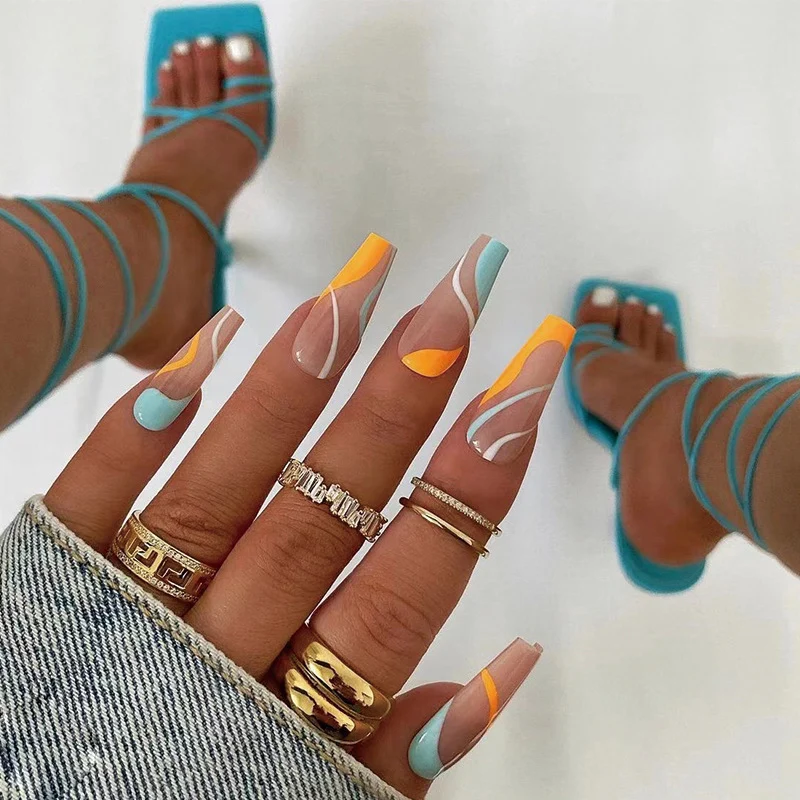 Artful Nail Art with Vibrant Color Gradients Stornfield