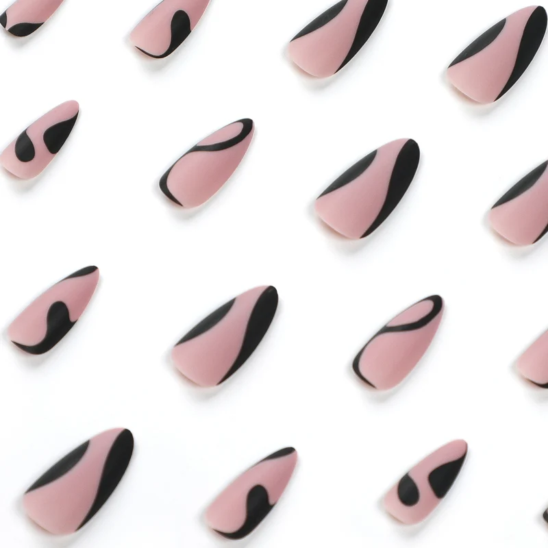 Artful Nail Art with Creative Black-and-White Design Stornfield