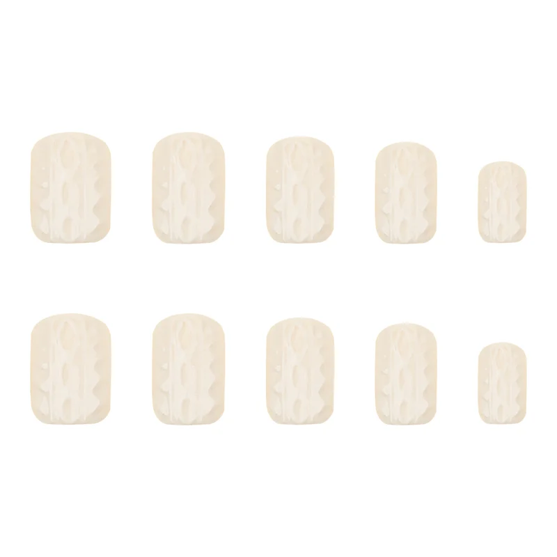 Artful Nail Art with Cable Pattern Stornfield