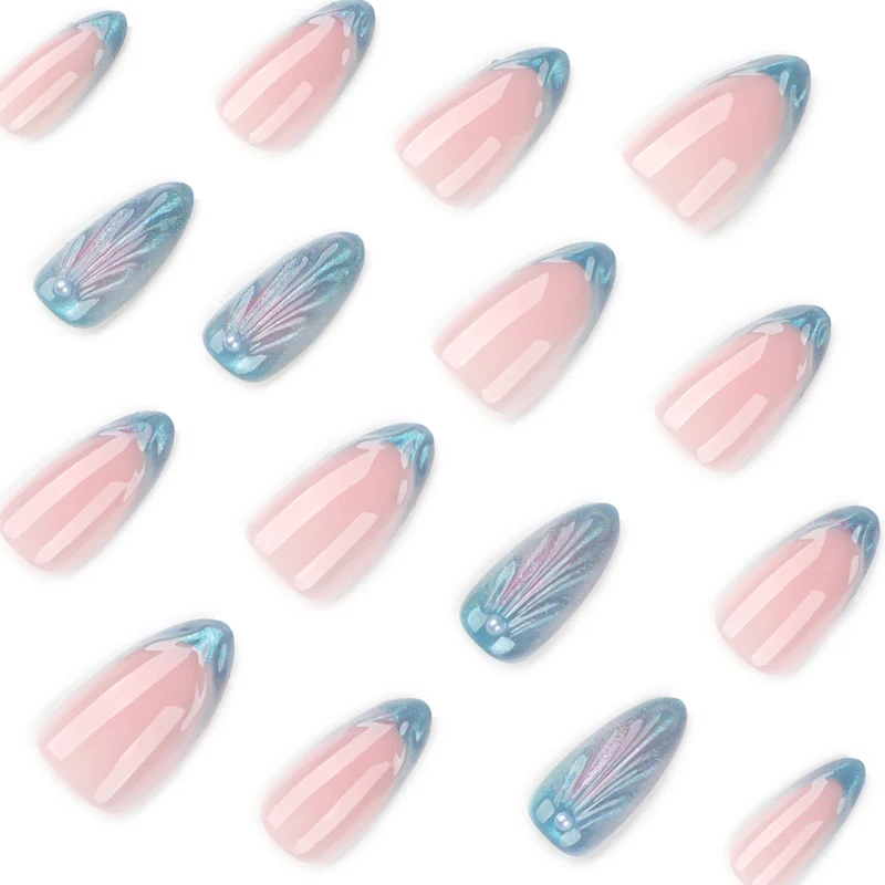 Artful Nail Art with Holographic Accents Stornfield