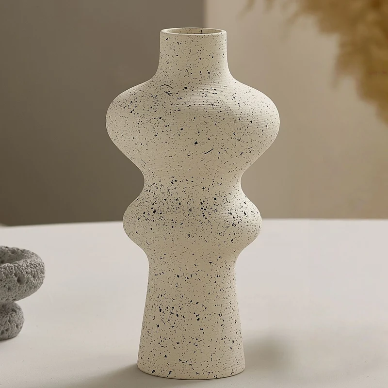 Elegante und Kunstvolle Keramikvase Karnz